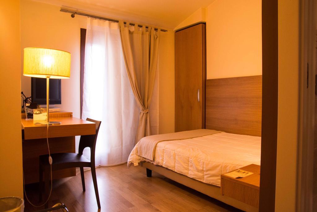 Country House Corte Del Sole Campolungo Rom bilde