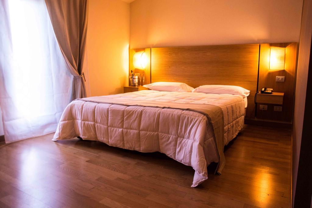 Country House Corte Del Sole Campolungo Rom bilde